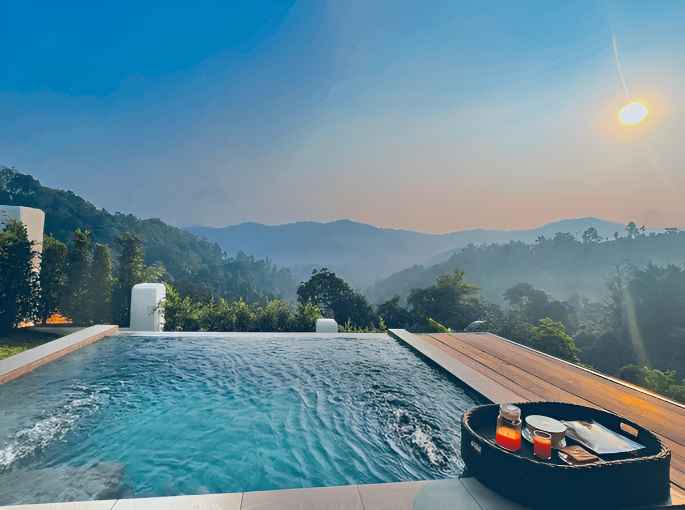 Sapanca'da Isıtma Havuzlu Bungalov Tatili