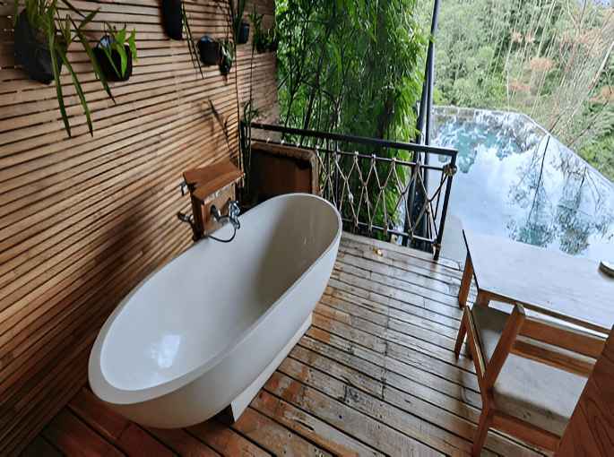 Sapanca'da Jakuzili Bungalov Tatili