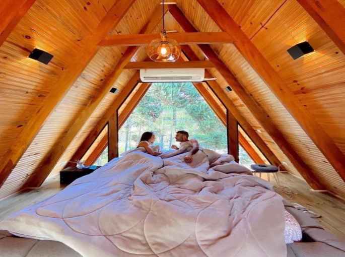 Sapanca’da Göl Kenarında Balayı İçin Bungalov Evler