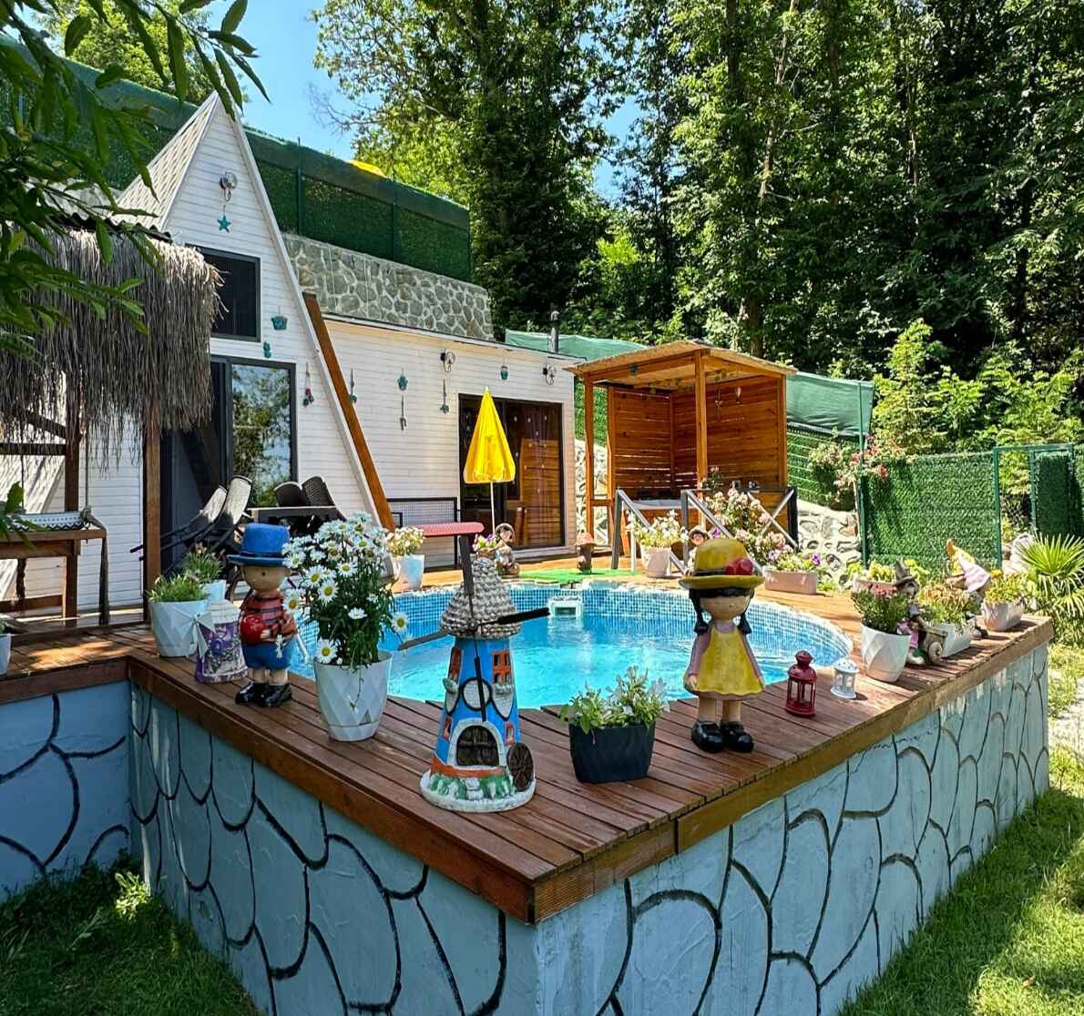 Sapanca Şömineli Bungalov Evleri