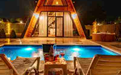 Muhafazakar Sıcak Havuzlu Romantik Tatil